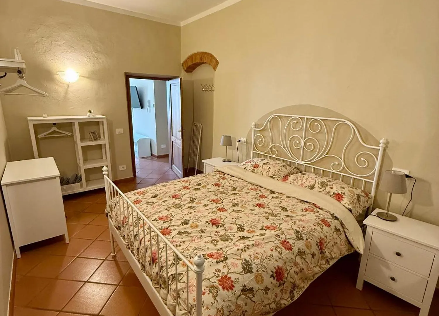 Paradise Apartment Prato  Italy